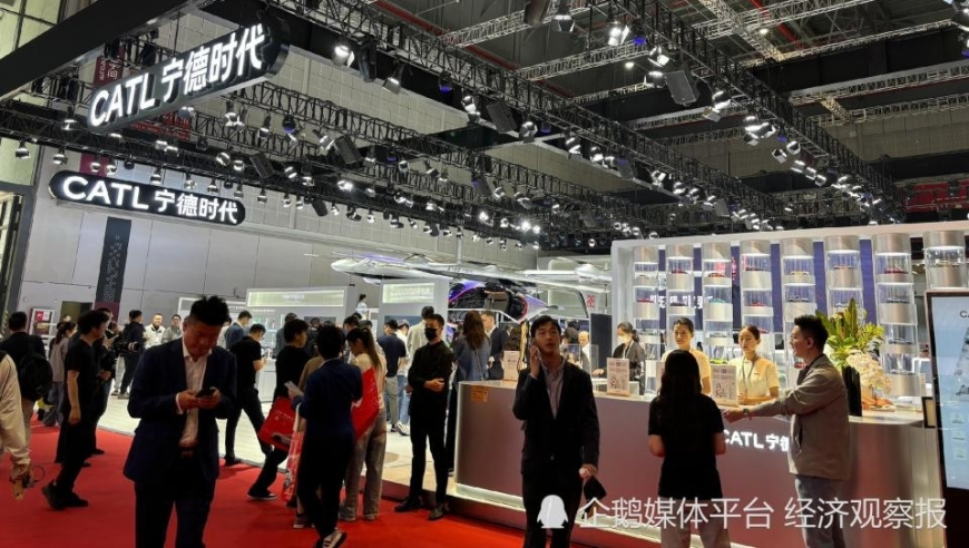 悉尼华人：中国电影第一次这么火爆,澳门资料一肖中特免费公开资料一,重点解答解释落实_钻石版V9.13